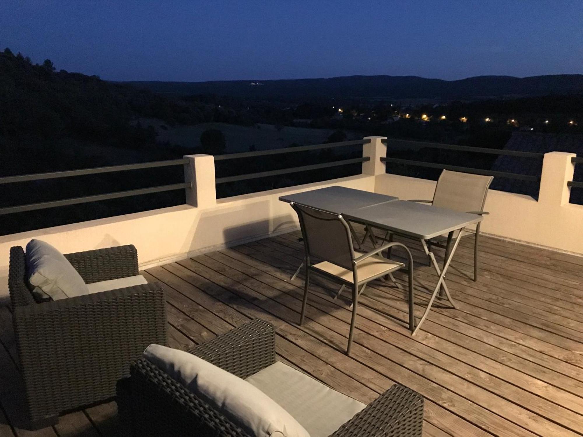 Studio Au Calme, Grande Terrasse Avec Vue Vallee Ginasservis المظهر الخارجي الصورة